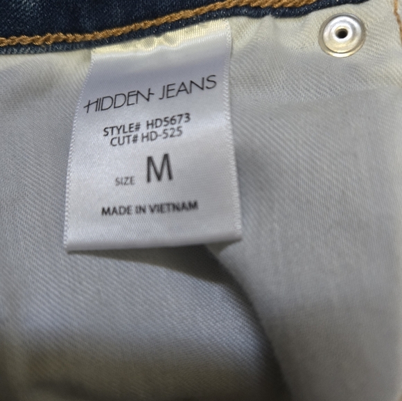 HIDDEN Distressed Denim Skirt. Size Medium - Picture 10 of 13